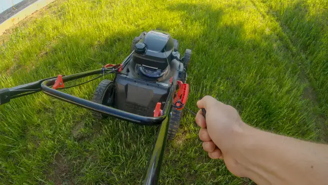 How to mow a lawn in Gresham, OR